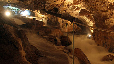 Cueva de las Güixas. Villanúa