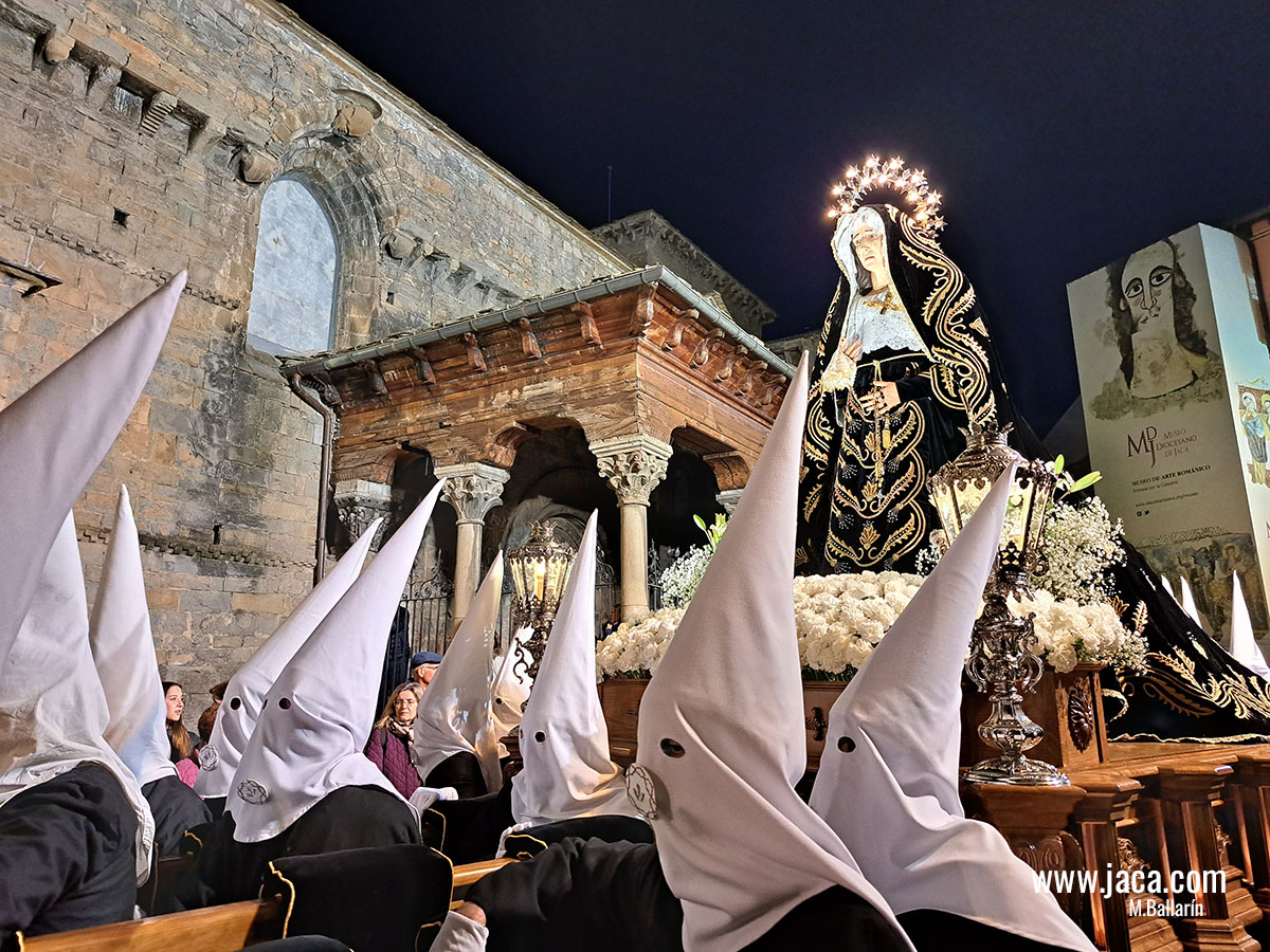 La Semana Santa de Jaca: Hermandad de la Soledad de Nuestra Señora.