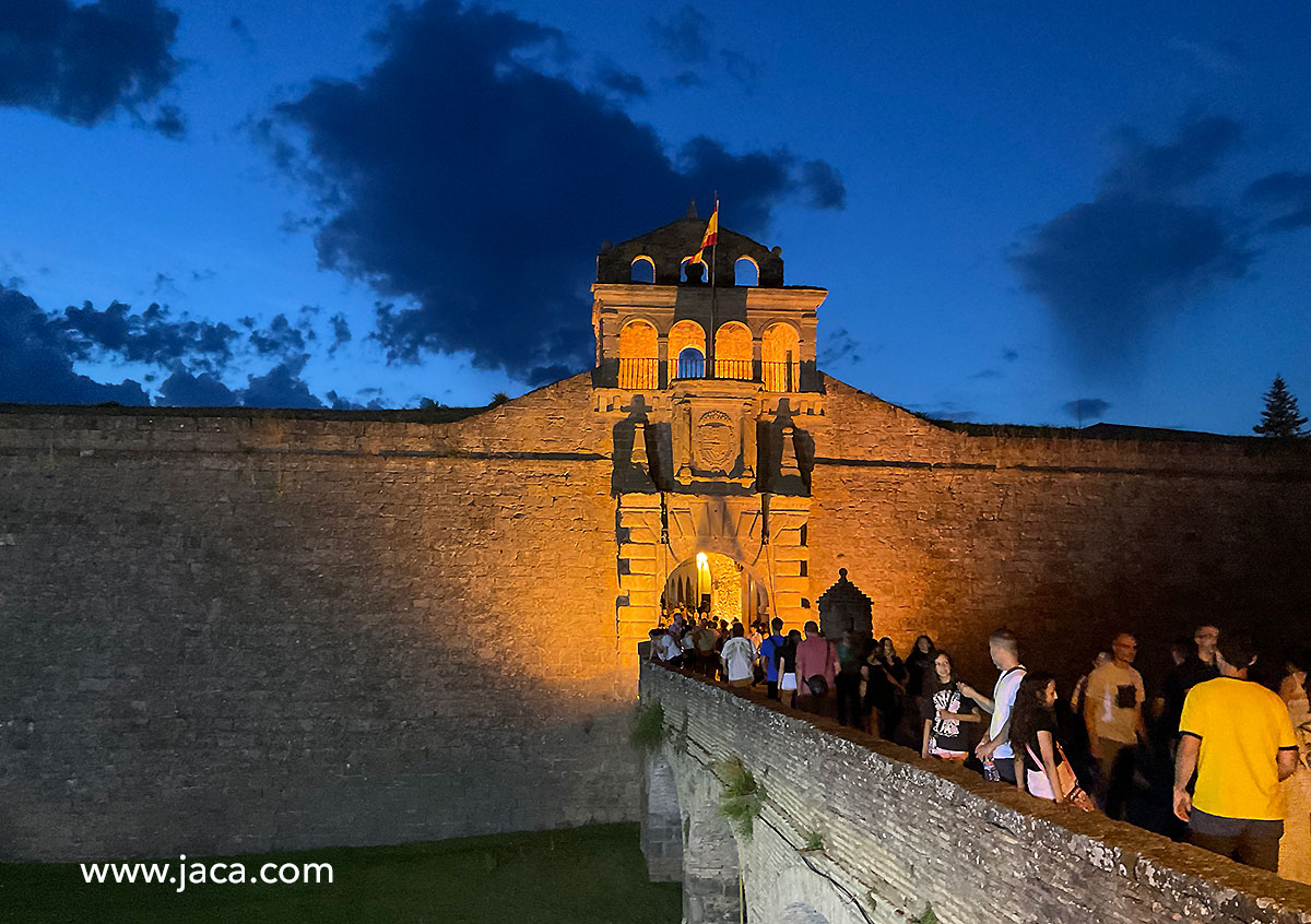 La noche gastronómica del Béarn vuelve a la Ciudadela de Jaca