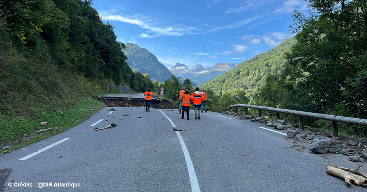 Tras las fuertes lluvias de la pasada semana que afectaron al valle de Aspe, con inundaciones y daños generalizados en Urdos, Etsaut, Borce y Cette-Eygun así como el hundimiento de un tramo de la RN134, la Dirección interdepartamental de las carreteras, DIR Atlantique, ha emitido un comunicado informando de la situación y los siguientes pasos a seguir.