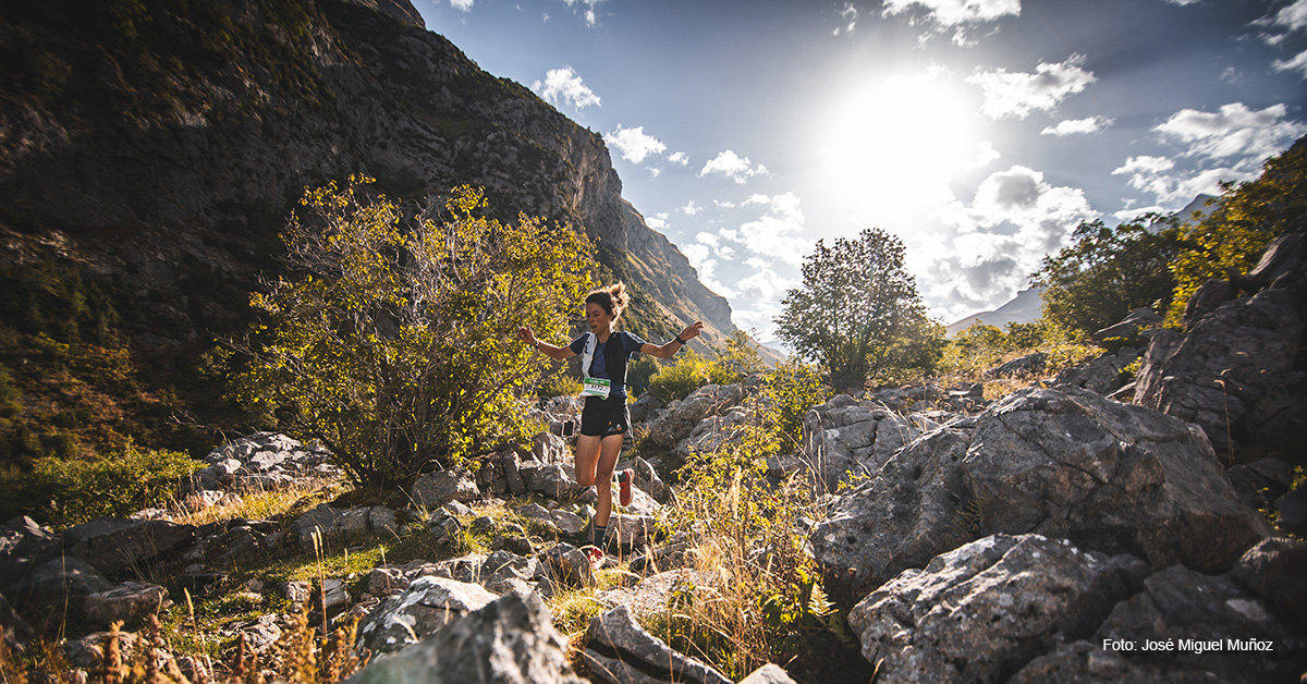 Si el fin de semana pasado vivimos una CanfrancCanfranc que tuvo que afrontar la difícil climatología, este fin de semana Canfranc y los Pirineos serán escenario del Campeonato del Mundo Masters de Carreras de Montañas, una carrera que reunirá a 1400 deportistas de 36 países. Septiembre continuará con más pruebas en la localidad con la subida al Porté y la Vuelta al Anayet. 